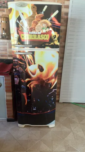Geladeira eletrolux funcionando só o congelador