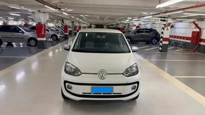 Volkswagen Up! Black/white/red 1.0 TSI Tflex 12V 5P 2016