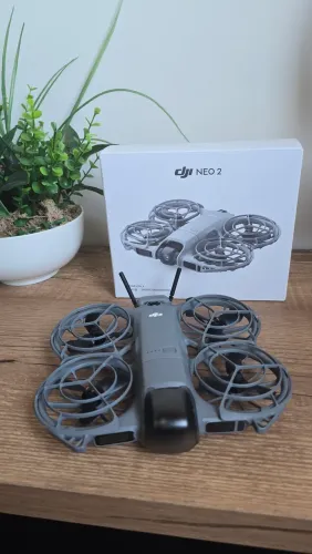 Drone DJI Neo 2 ( incluso antena receptora)