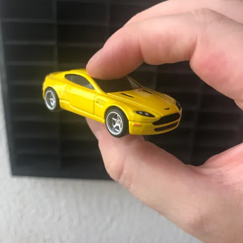 Hot Wheels Aston Martin