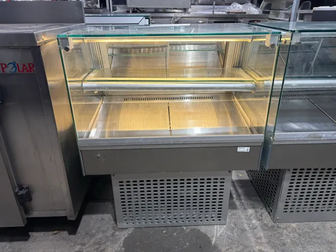 Vitrine Redrigerada de Bancada Ingecold (Aceito Cartão)