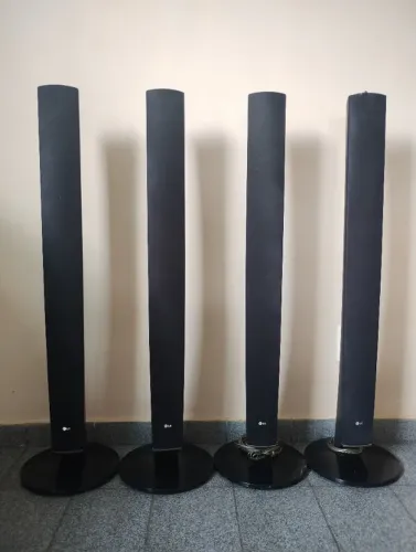 Caixas de som tipo torre para home theater LG