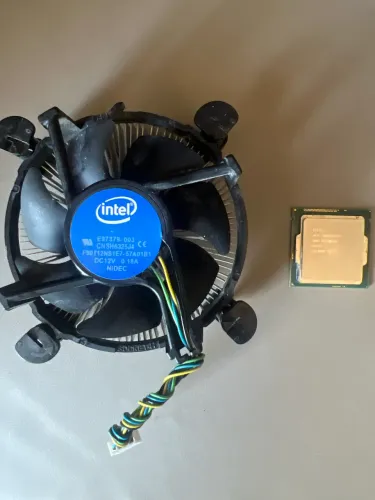 Kit Processador Intel Pentium G3220 (3.00GHz, LGA 1150) + Cooler Box Intel