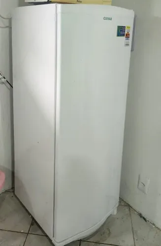 Vendo geladeira nova, pouco uso