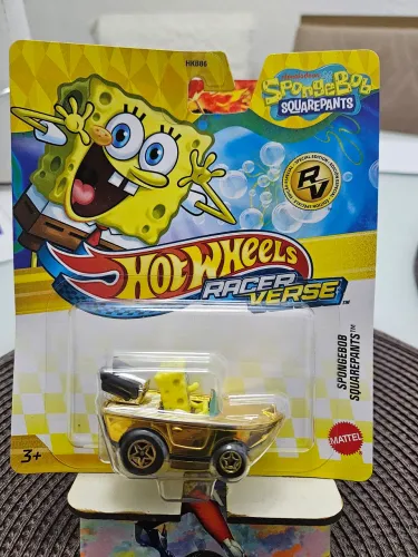 Hot wheels racer verse Bob Esponja Chase
