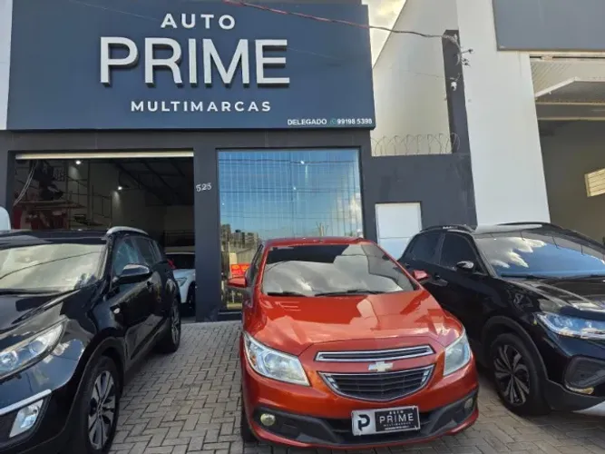 Chevrolet Onix Hatch LT 1.0 8V Flex Power Mec. 4P 2013