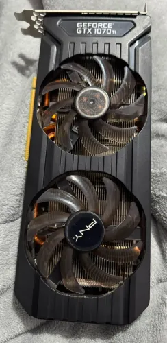 Placa de Vídeo GTX 1070 Ti PNY Dual - 8GB GDDR5