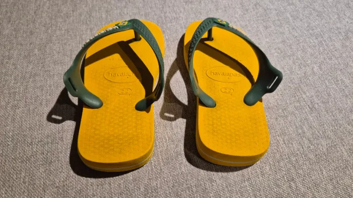 Chinelos havaianas n°22