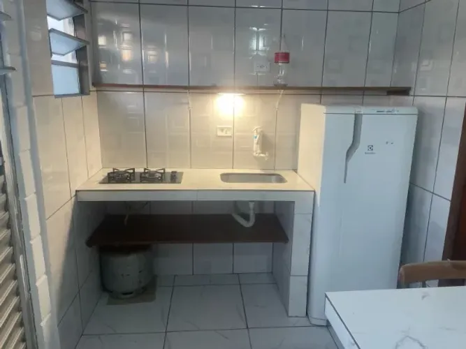 Estúdio mobiliado para UMA pessoa 
