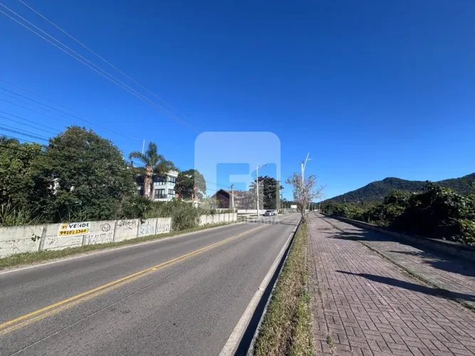 Terreno com vista da Lagoa da Conceição