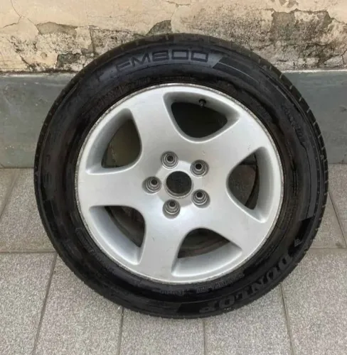  Pneu Michelin 205/60 R16 