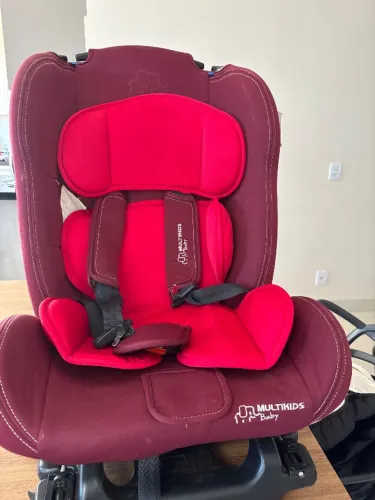 Cadeirinha carro com isofix