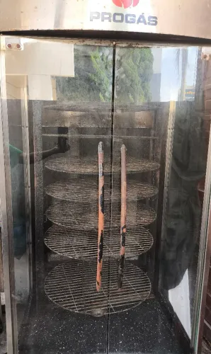 Vendo máquina de frango PROGAS