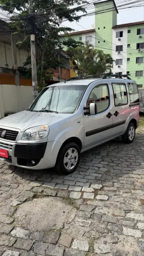 Fiat Doblo Essence 1.8 Flex 16V 5P 2012