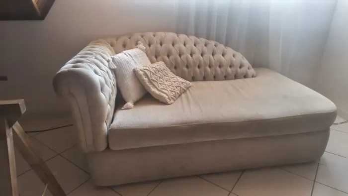 Sofá recamier divã capitone 1,60