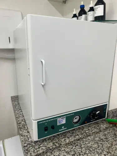 Estufa de Esterilização e Secagem Analógica