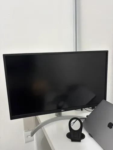 MONITOR LG 27 UL500P
