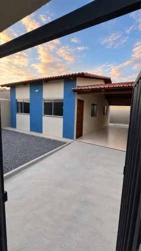 ? **CASA PARA ALUGAR - R$ 750 POR MÊS!**