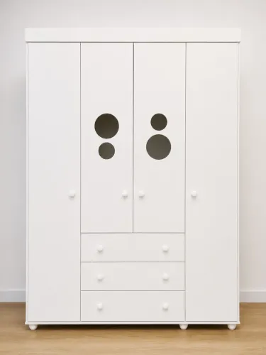 Guarda Roupa infantil branco - 4 portas e 3 gavetas em bom estado