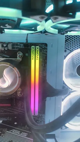 Memória ddr4 16gb 2x8 rgb