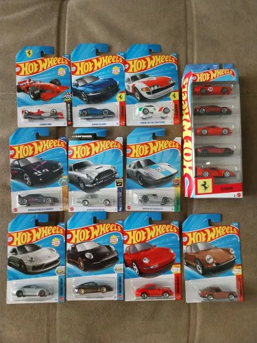 Hot wheels, T-hunt, Batman, Mickey,Ferrari, Porsche, Pickp, F-1, outros .