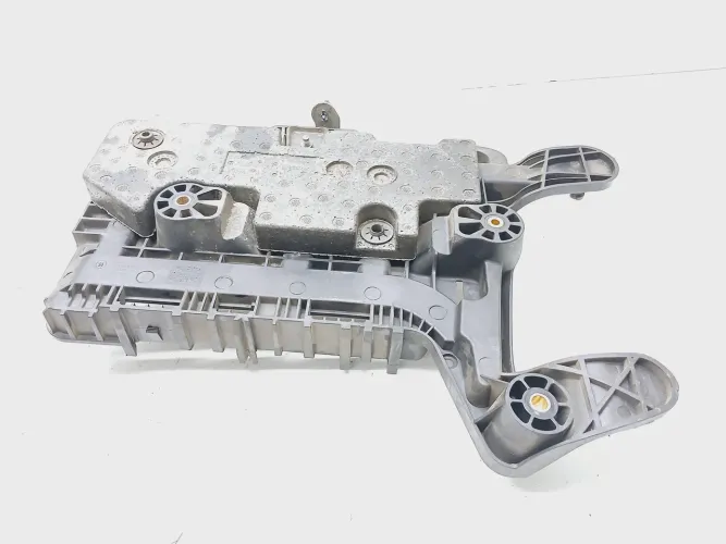 Suporte Bateria Audi Q3 1.4t 2015 2016 1k0915333