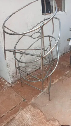 Cadeira Acapulco em Ferro e alumínio