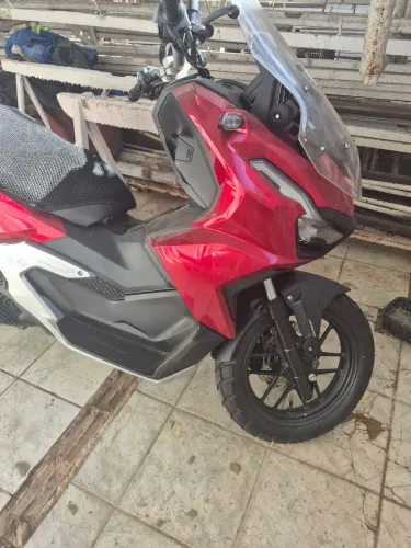Moto adv Honda 2025