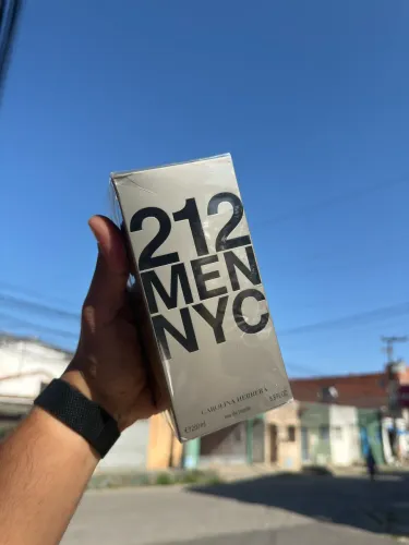Carolina Herrera - 212 Men NYC Edt
