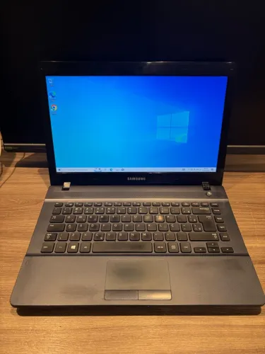 Notebook Samsung - 8 GB RAM, SSD 120 GB + HD 1 TB