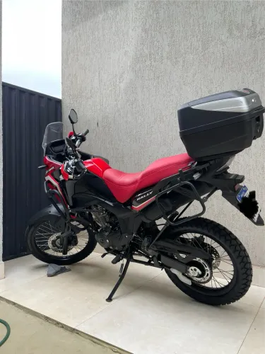 SAHARA 300 em estado de nova
