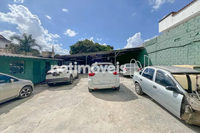 Lote/Galpão à venda no São José!