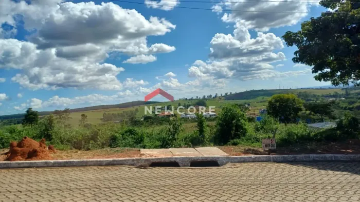 Lote em condomínio em Rua Florêncio Lanfredi - Condomínio Terras de Santa Mariana - Caçapa