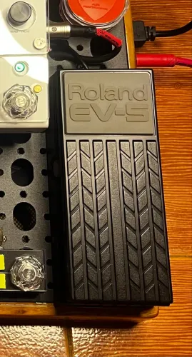 Pedal de expressão ou volume