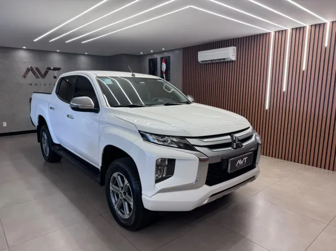 Mitsubishi L200 Triton Sport HPE 2.4 CD Diesel Aut. 2022