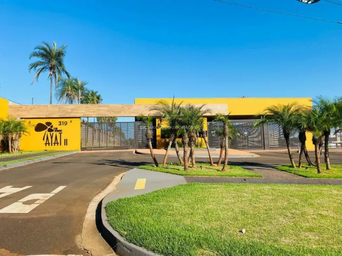 Terreno à venda no condomínio Ayat II, com uma área de 250 m², em Uberaba.