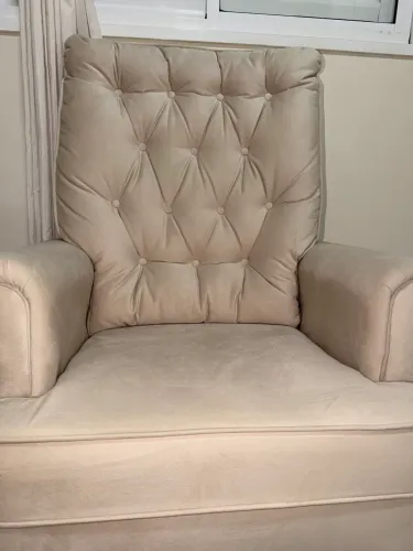 POLTRONA AMAMENTAÇÃO BEBÊ CONFORTO