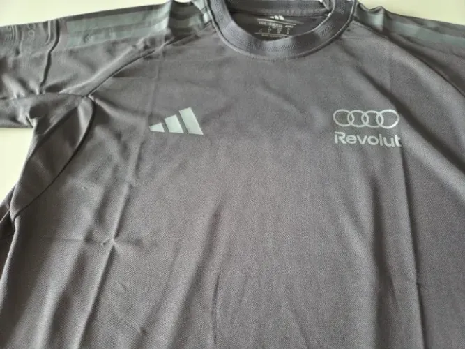 CAMISA DA AUDI F1 - 2026 - Tamanho M - Pronta entrega!