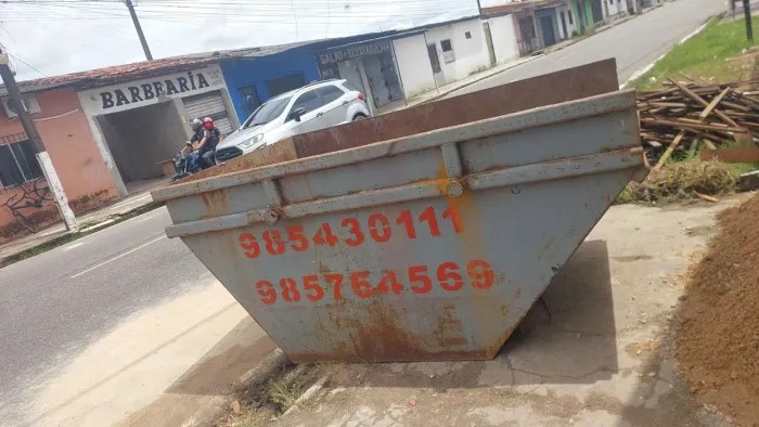Container/basculhante/caixa para retirada de entulho