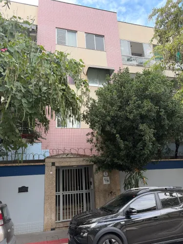 Quarto e sala com elevador e varanda ao lado Darwin  do Darwin 