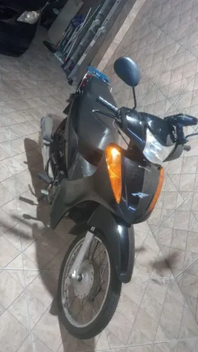 Moto biz 100 ES