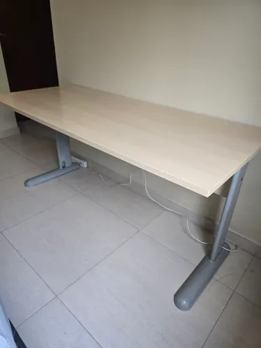 Mesa de escritório escrivaninha