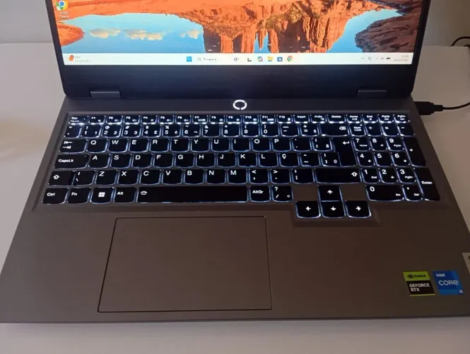 Notebook Gamer Lenovo LOQ 15IRX9, 15.6