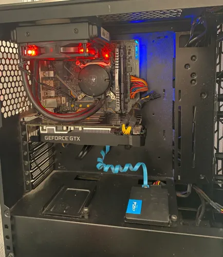 PC GAMER + Monitor 144hz AOC Hero