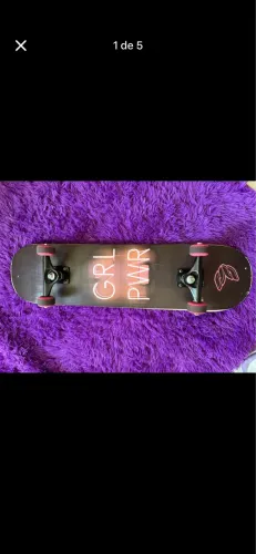 Skate Semi Profissional Girl Power Led 8.0