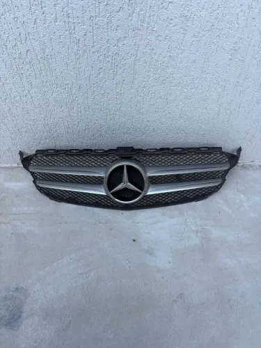 Grade frontal C200 ou C180 w205