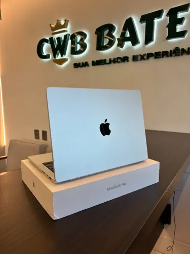 MacBook Pro M4 Pro Silver 14.2 24GB 512GB 100% - Loja Fisica