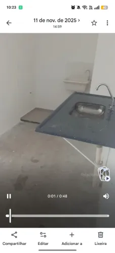 Pia de cozinha , tanque de lavar roupas e vaso sanitário a venda