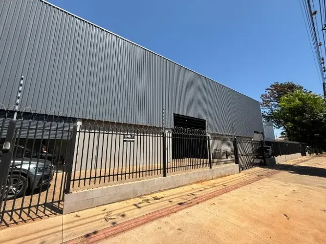 BARRACÃO COMERCIAL LOCADO / 783m² / MARINGÁ-PR