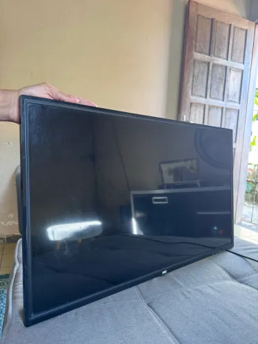 TV AOC 32 polegadas (não é Smart)